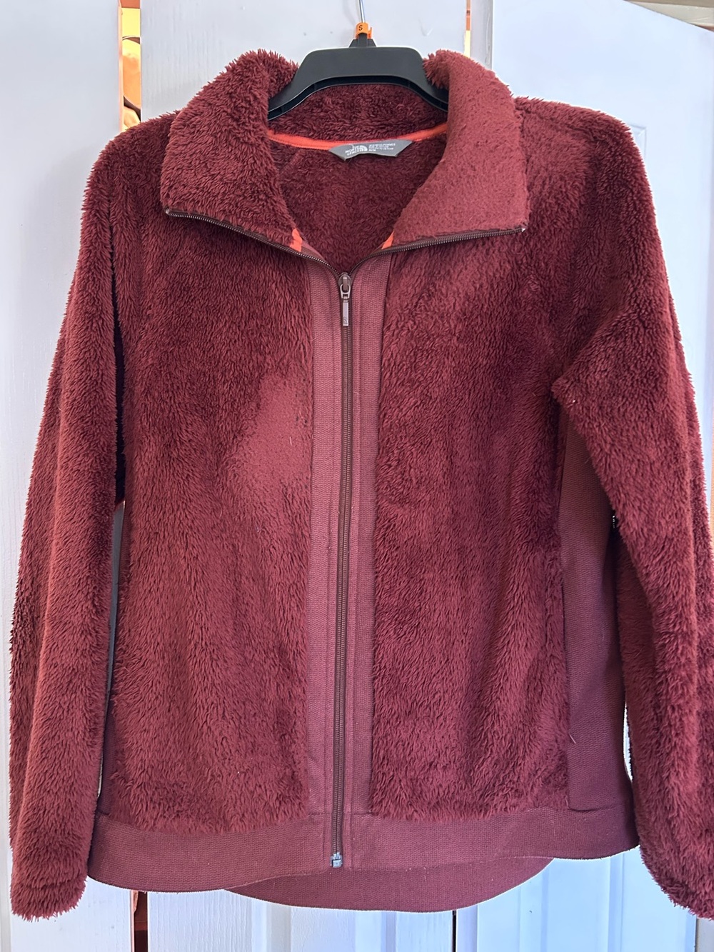 The North Face Women's Plush Full-Zip Teddy Jacket in Burgundy
